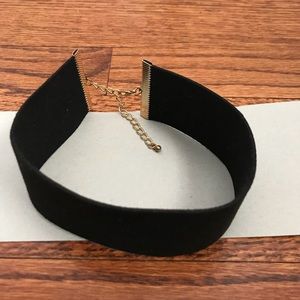 Nasty Gal- Thick Black choker